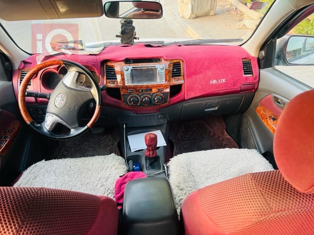 تويوتا هايلوكس